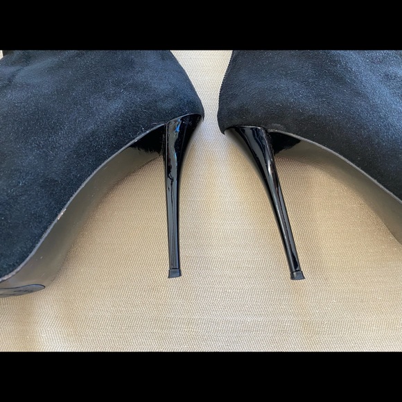 Stuart Weitzman black suede booties - Picture 4 of 5